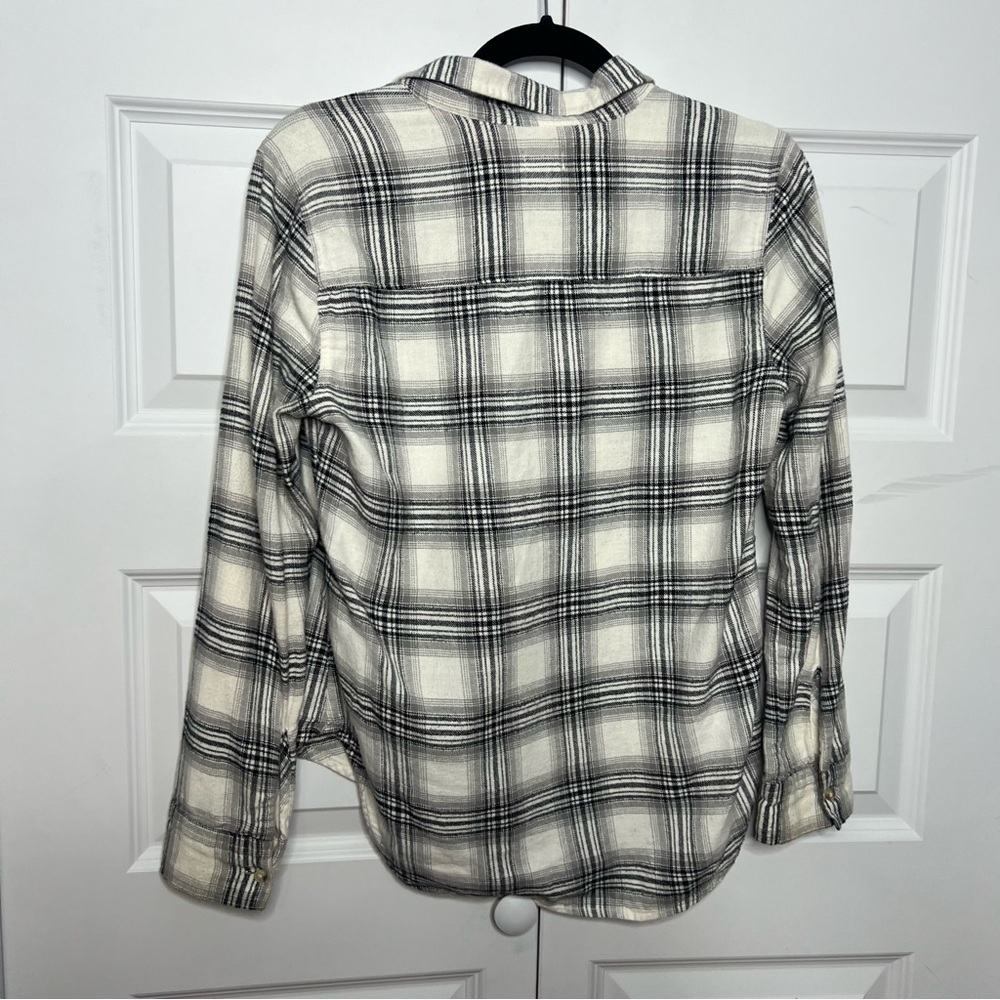 Hollister Plaid Flannel Button-Up Shirt | Size S | Black & Cream | 100% Cotton - Picture 3 of 4